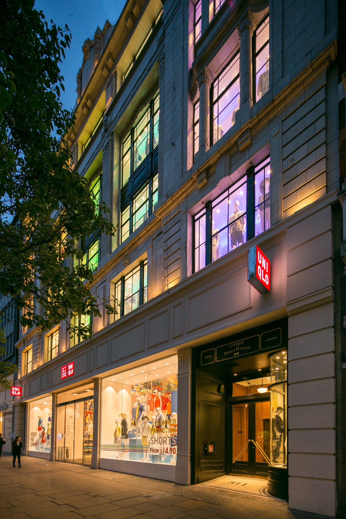 런던 옥스퍼드 스트리트 유니클로 글로벌 플래그십 공식 사진