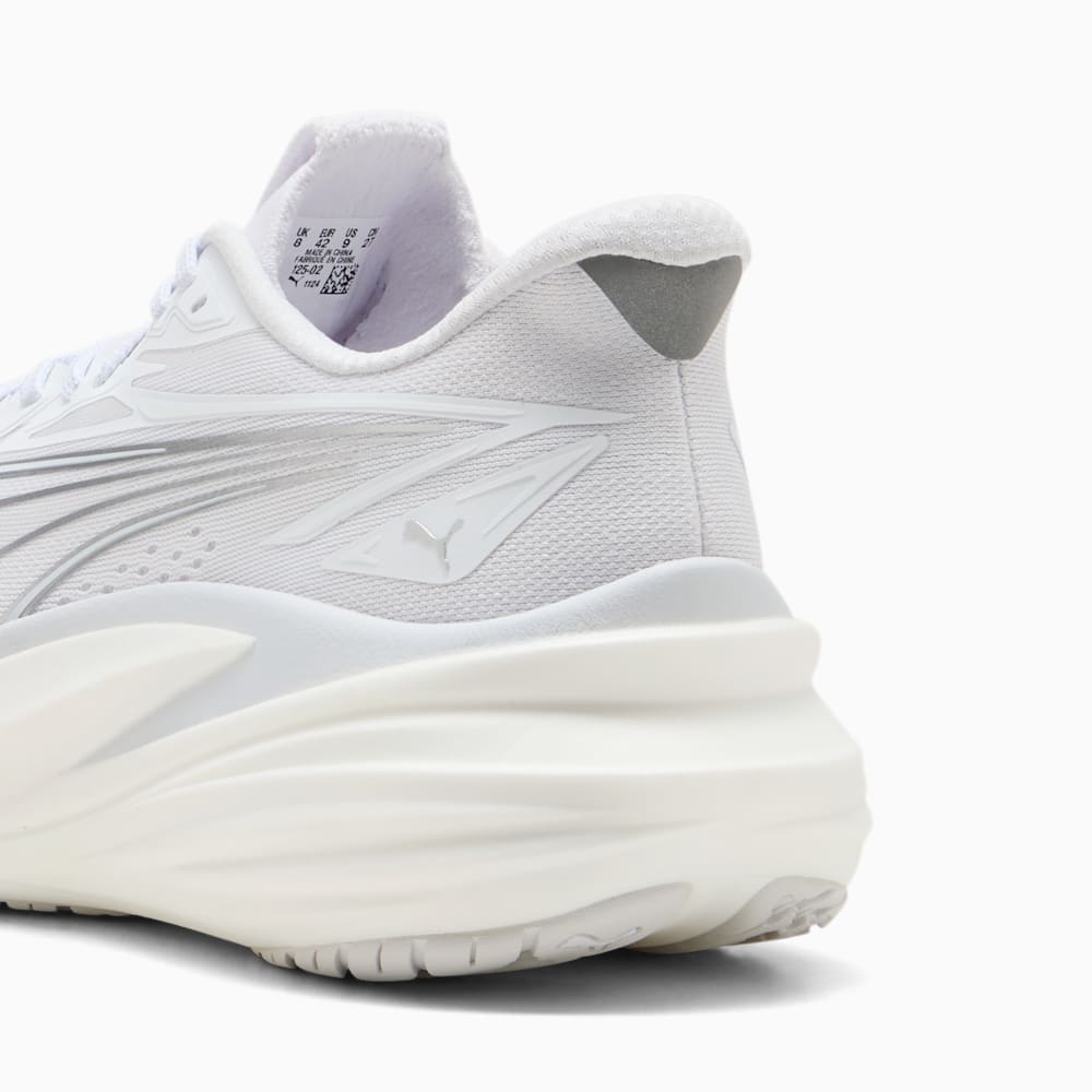 푸마 매그맥스 나이트로 2 힐과 미드솔 디테일 이미지